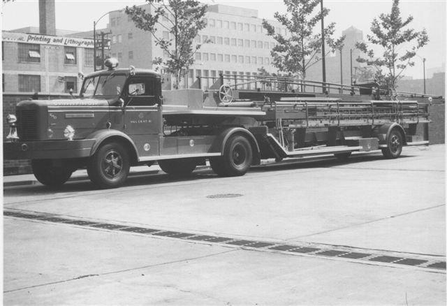 CFD Old Ladder 50