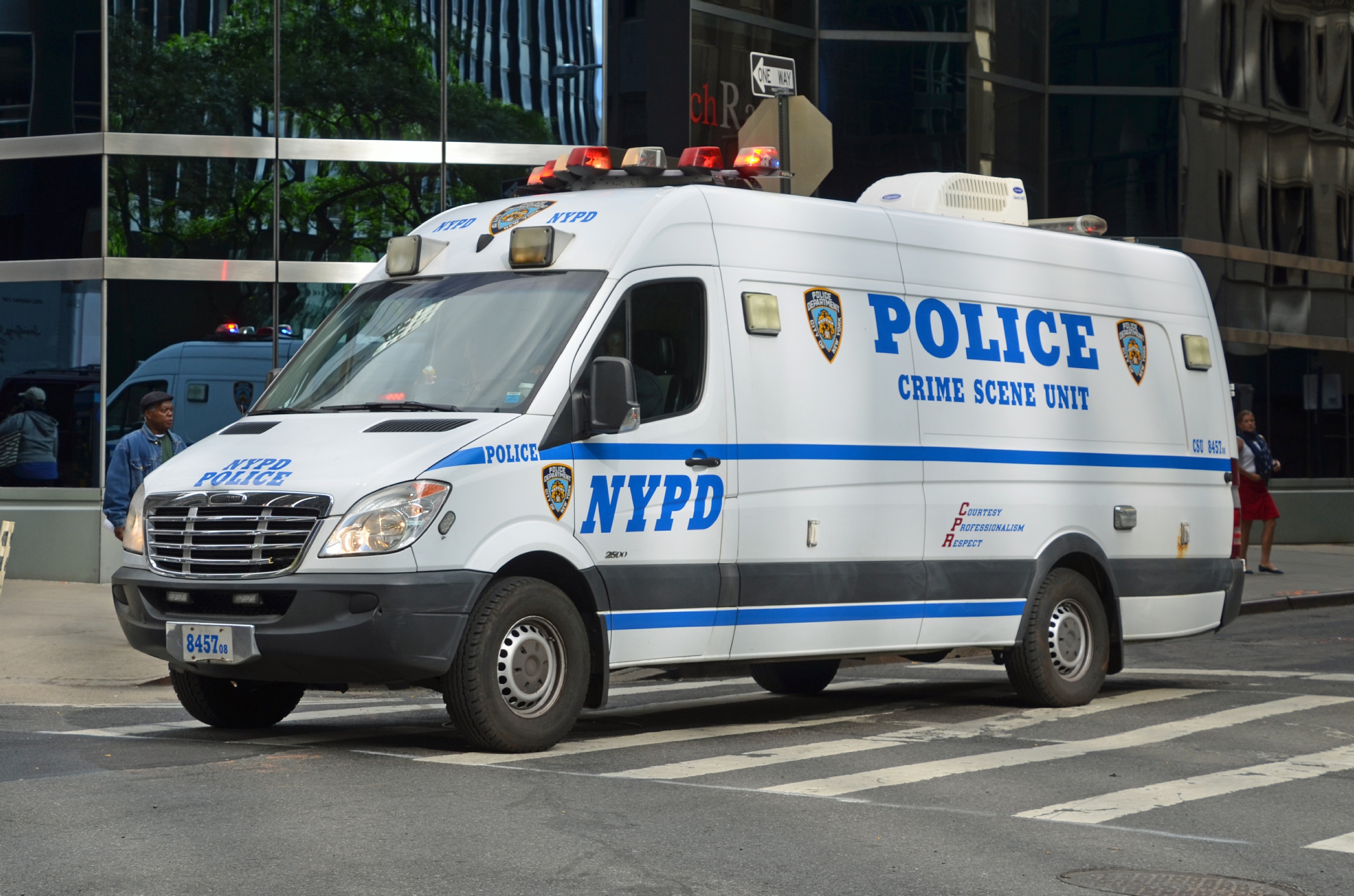 Юнит авто. Unit автомобиль. EMERGENYC IGCD. Police Truck. Синий Юнит автомобиль.